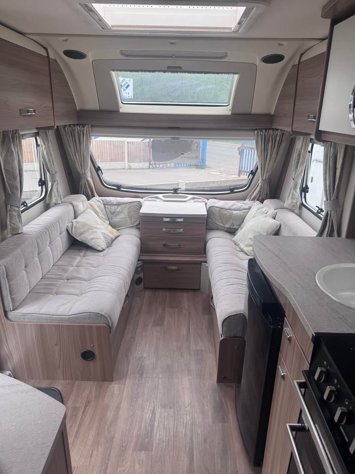 Product photo of 2015 Swift exclusive major 4 sb