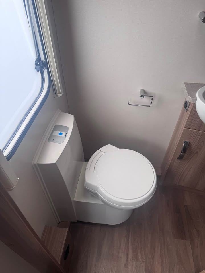 Product photo of 2015 Swift exclusive major 4 sb