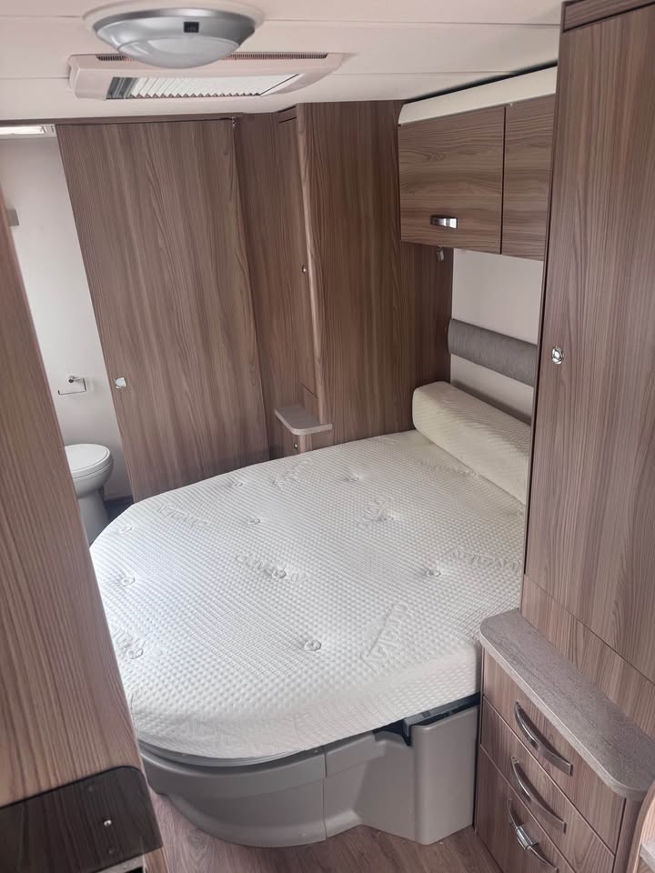 Product photo of 2015 Swift exclusive major 4 sb