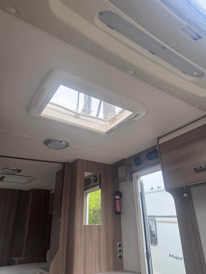 Product photo of 2015 Swift exclusive major 4 sb