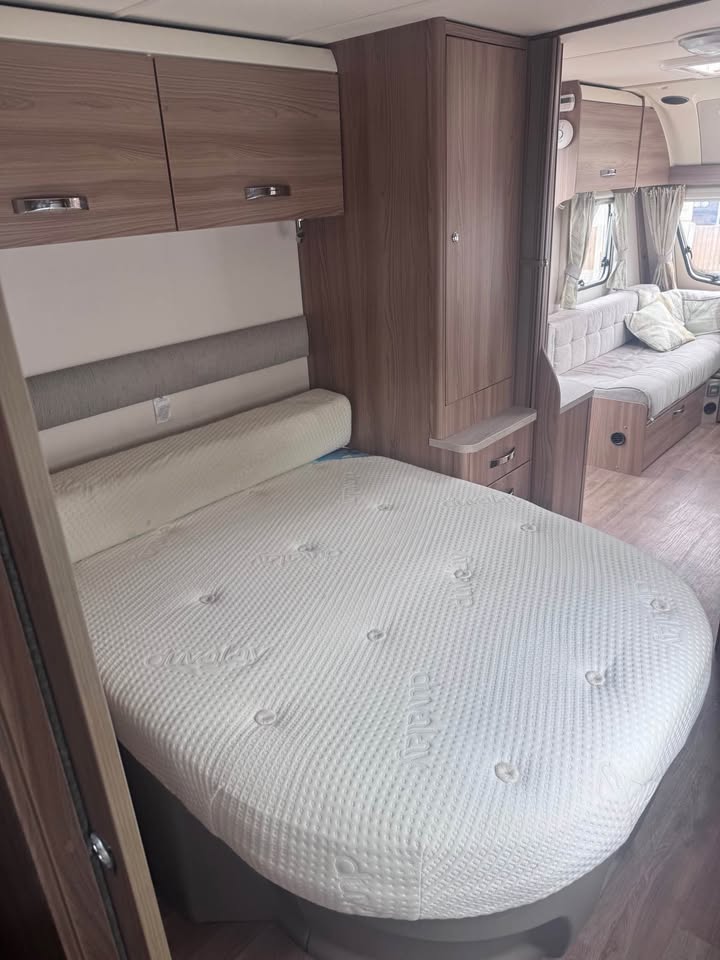 Product photo of 2015 Swift exclusive major 4 sb