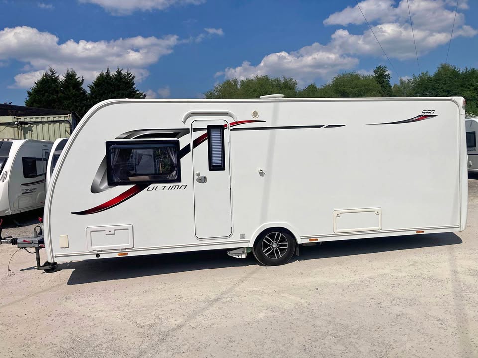 Product photo of 2017 Lunar  Ultima 560