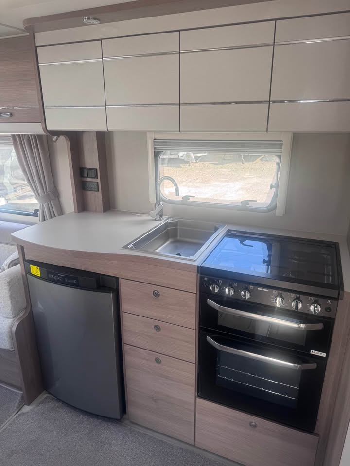 Product photo of 2020 Compass Capiro 520 2 berth