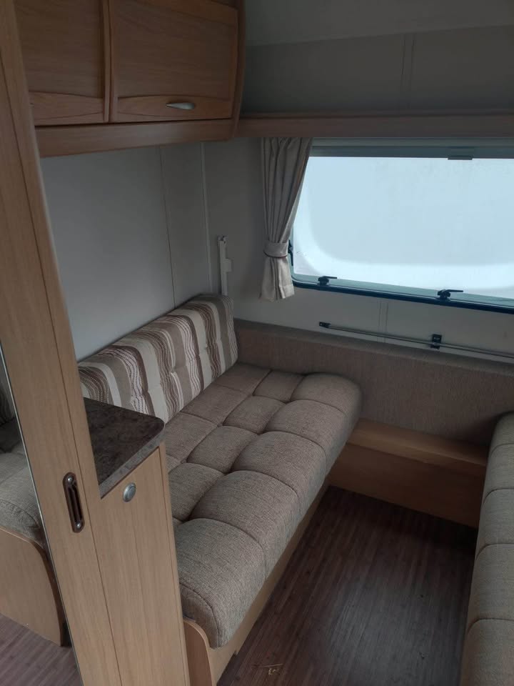 Product photo of 2012 Elddis Xplore 405