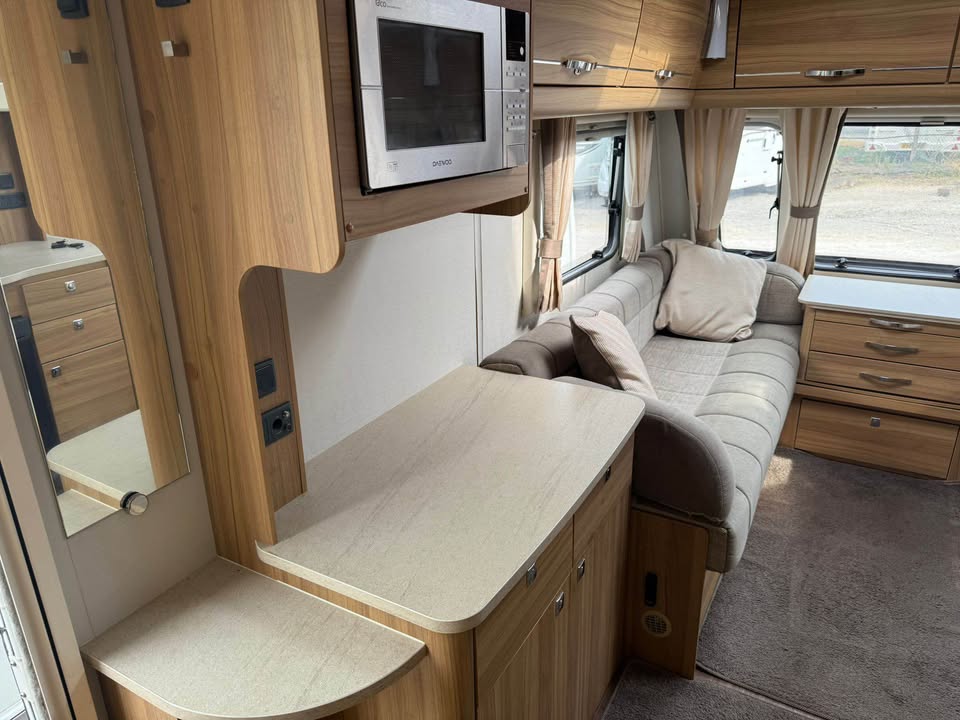 Product photo of 2015 Elddis Supreme 462