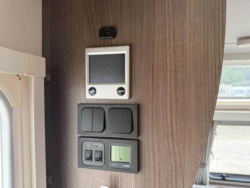 Product photo of 2020 Elddis Affinity 574