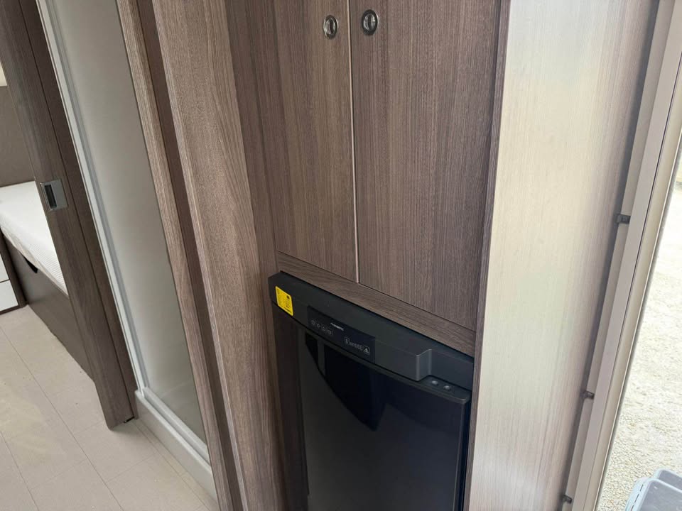 Product photo of 2020 Elddis Affinity 574