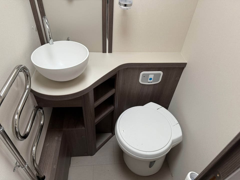 Product photo of 2020 Elddis Affinity 574