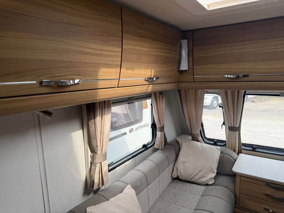 Product photo of 2015 Elddis Supreme 462