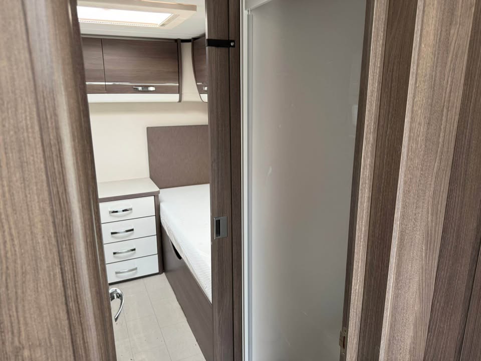 Product photo of 2020 Elddis Affinity 574